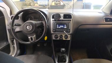 Volkswagen Polo 2013 года, 214 544 км - вид 5