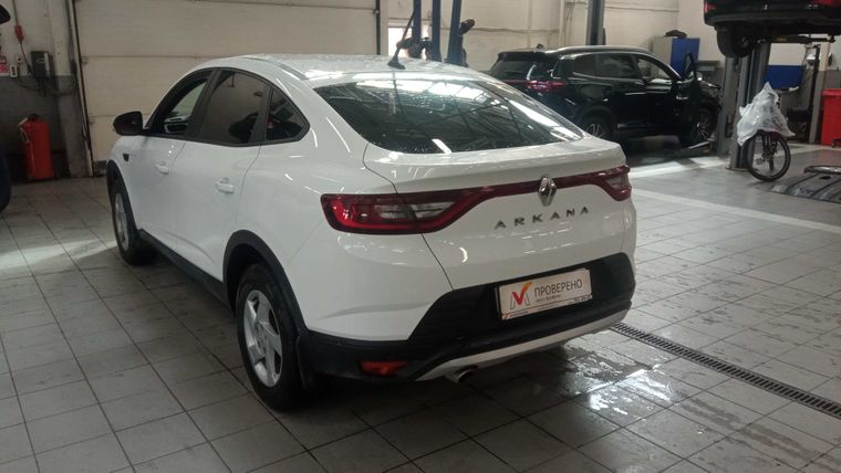 Renault Arkana 2020 года, 94 684 км - вид 4