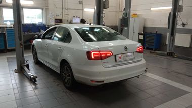 Volkswagen Jetta 2016 года, 193 459 км - вид 4
