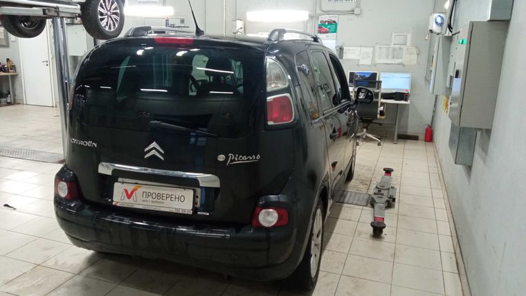 Citroen C3 Picasso 2010 года, 120 182 км - вид 3