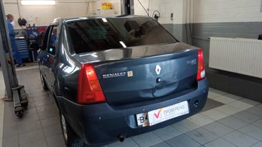 Renault Logan 2009 года, 377 428 км - вид 4