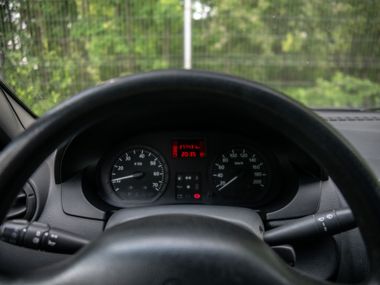Renault Logan 2009 года, 377 428 км - вид 5