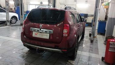 Renault Duster 2012 года, 163 680 км - вид 3