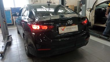 Hyundai Solaris 2018 года, 88 000 км - вид 4