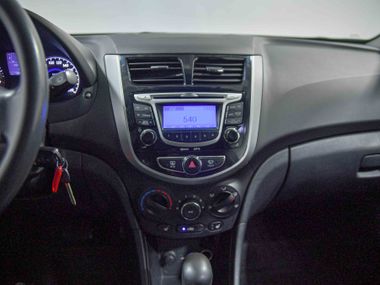 Hyundai Solaris 2012 года, 132 438 км - вид 11