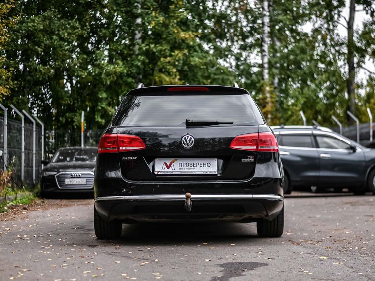 Volkswagen Passat 2011 года, 201 492 км - вид 4