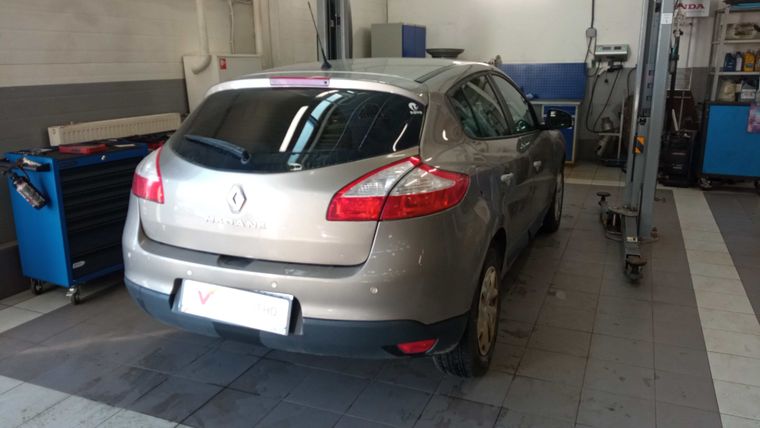 Renault Megane 2013 года, 181 234 км - вид 3