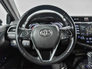 Toyota Camry 2021 года, 106 195 км - вид 10