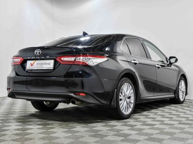 Toyota Camry 2021 года, 106 195 км - вид 6