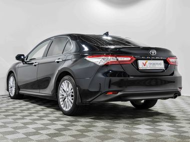 Toyota Camry 2021 года, 106 195 км - вид 8