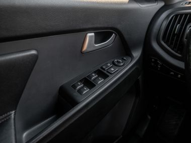 Kia Sportage 2013 года, 220 500 км - вид 11