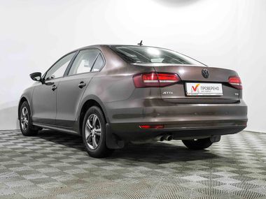 Volkswagen Jetta 2016 года, 162 005 км - вид 8