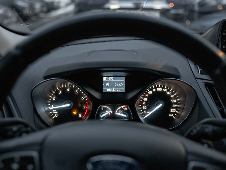 Ford Kuga 2017 года, 102 595 км - вид 5