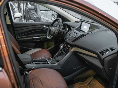 Ford Kuga 2017 года, 102 595 км - вид 11