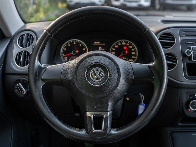 Volkswagen Tiguan 2011 года, 258 958 км - вид 6