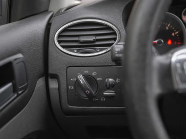 Ford Focus 2007 года, 393 861 км - вид 10