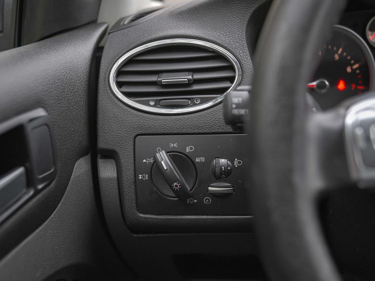 Ford Focus 2007 года, 393 861 км - вид 10