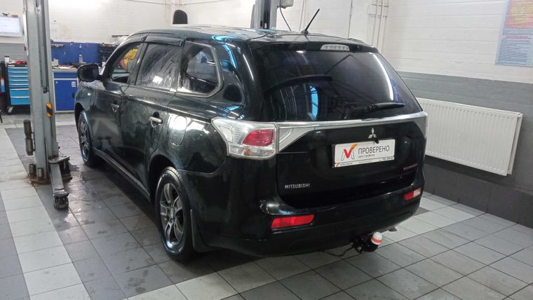 Mitsubishi Outlander 2014 года, 182 725 км - вид 4