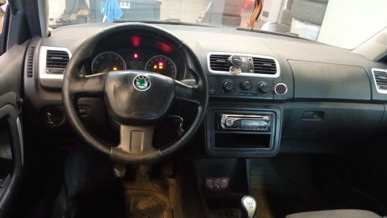 Skoda Fabia 2009 года, 343 207 км - вид 5