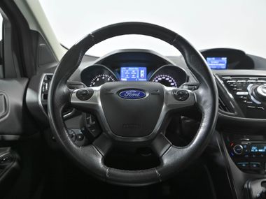 Ford Kuga 2013 года, 100 381 км - вид 9