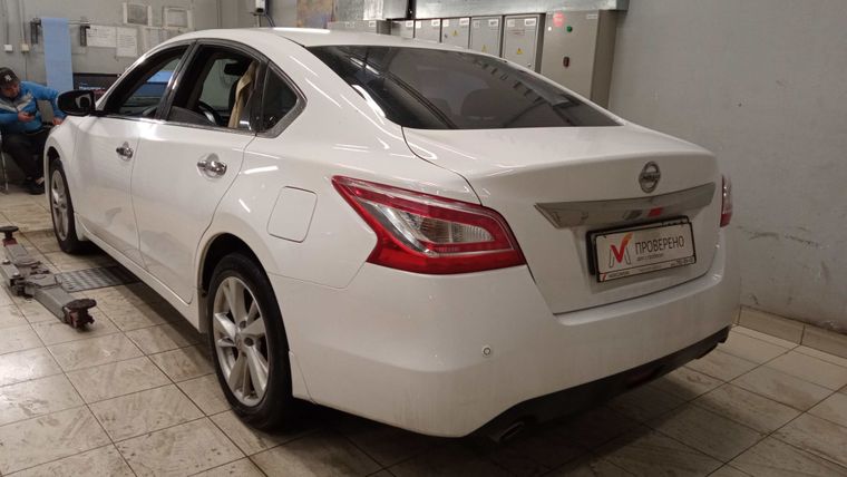 Nissan Teana 2015 года, 164 000 км - вид 4