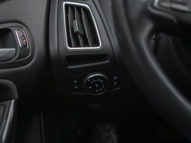 Ford Focus 2018 года, 114 371 км - вид 10