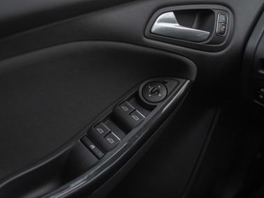 Ford Focus 2018 года, 114 371 км - вид 9