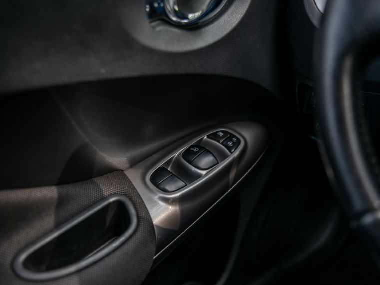 Nissan Juke 2013 года, 172 709 км - вид 10