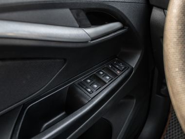 ВАЗ (LADA) Vesta 2019 года, 147 856 км - вид 9