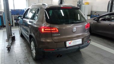 Volkswagen Tiguan 2016 года, 151 391 км - вид 4