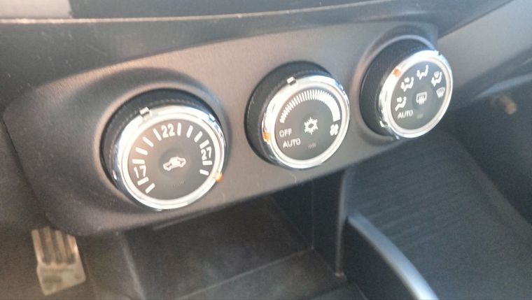 Mitsubishi Outlander 2011 года, 241 852 км - вид 11