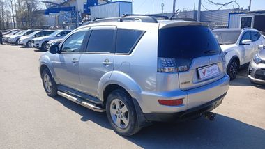 Mitsubishi Outlander 2011 года, 241 852 км - вид 6