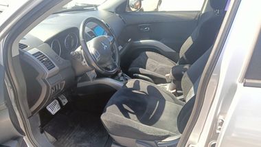 Mitsubishi Outlander 2011 года, 241 852 км - вид 14