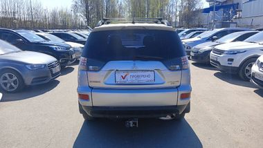 Mitsubishi Outlander 2011 года, 241 852 км - вид 5