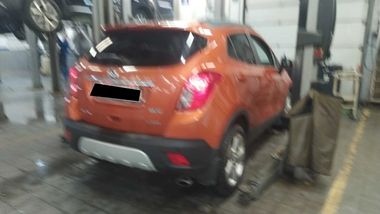 Opel Mokka 2014 года, 167 656 км - вид 3