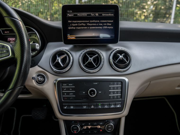 Mercedes-Benz GLA-класс 2016 года, 187 832 км - вид 8
