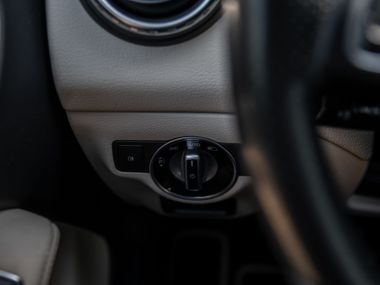 Mercedes-Benz GLA-класс 2016 года, 187 832 км - вид 11