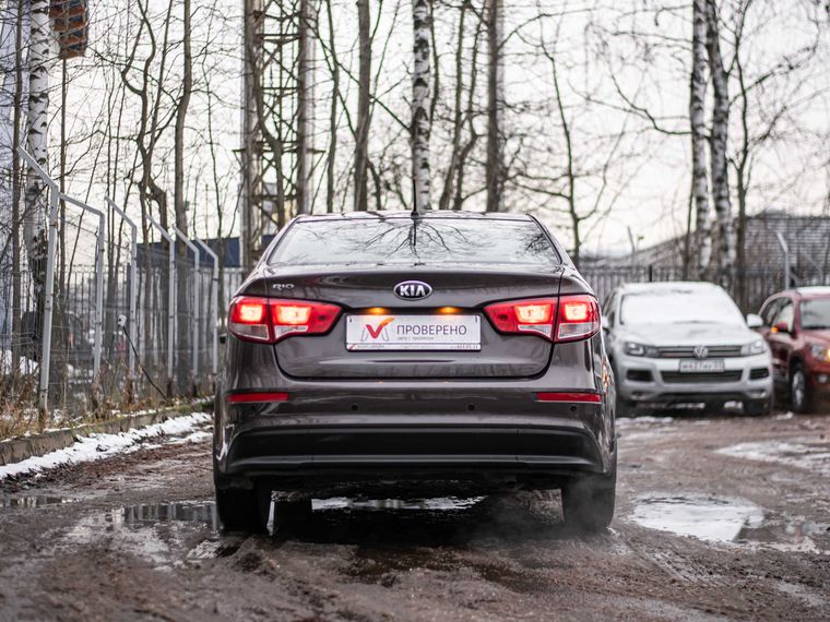 KIA Rio 2016 года, 196 700 км - вид 4