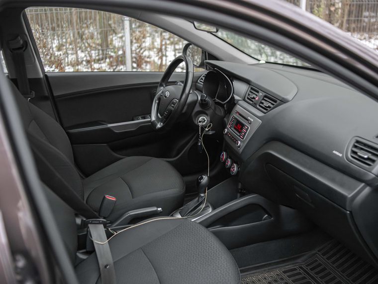 KIA Rio 2016 года, 196 700 км - вид 12