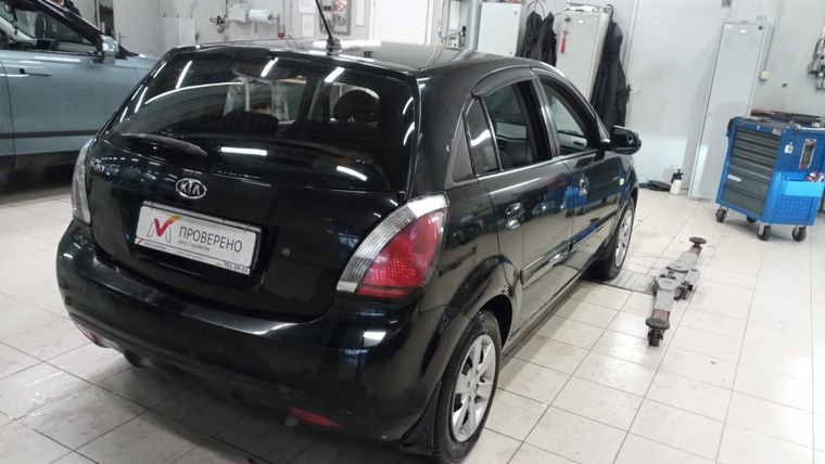 KIA Rio 2011 года, 132 761 км - вид 4