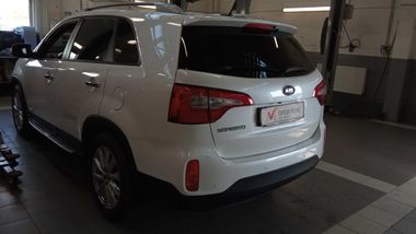 Kia Sorento 2016 года, 85 254 км - вид 4