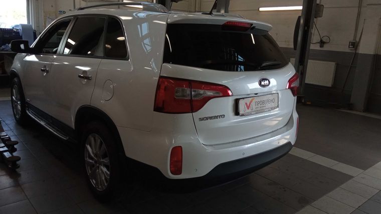 Kia Sorento 2016 года, 85 254 км - вид 4