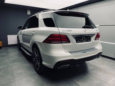 Mercedes-Benz GLE-класс 2017 года, 86 043 км - вид 7