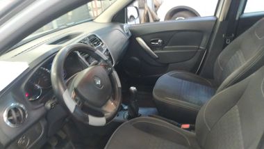 Renault Logan 2017 года, 161 955 км - вид 5