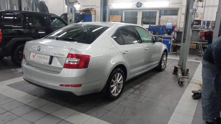 Skoda Octavia 2013 года, 253 590 км - вид 3