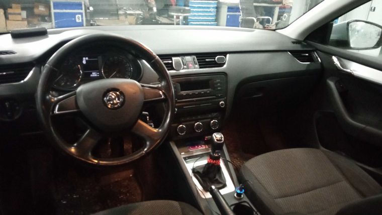 Skoda Octavia 2013 года, 253 590 км - вид 5