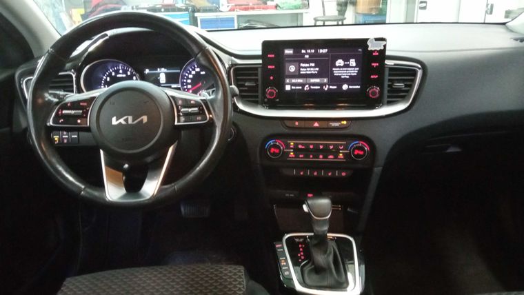 KIA Ceed 2021 года, 58 401 км - вид 5