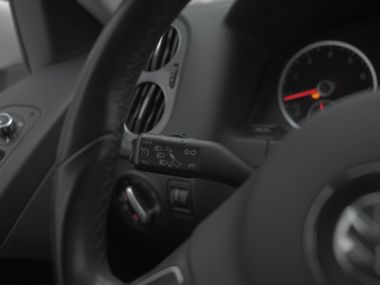 Volkswagen Tiguan 2013 года, 175 703 км - вид 6