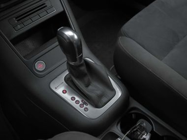 Volkswagen Tiguan 2013 года, 175 703 км - вид 9