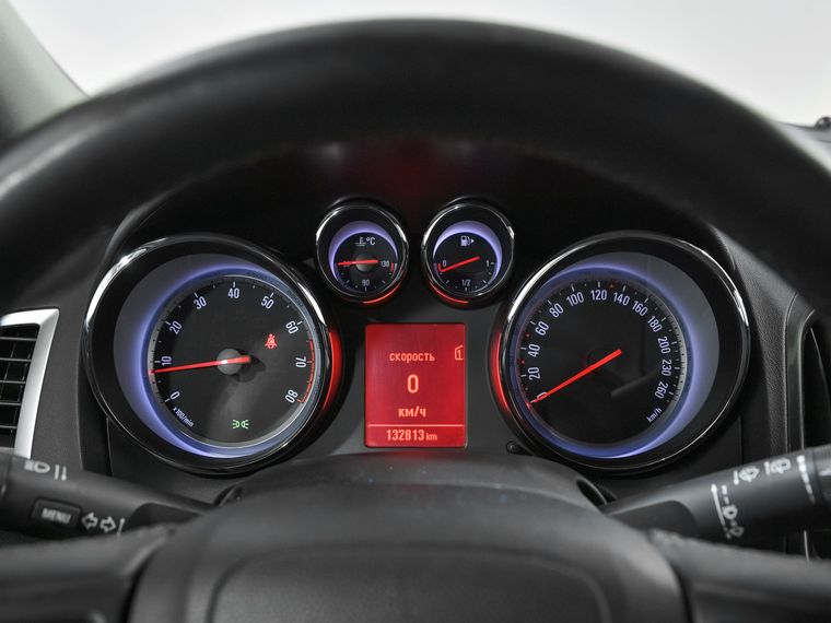 Opel Astra 2012 года, 132 715 км - вид 7